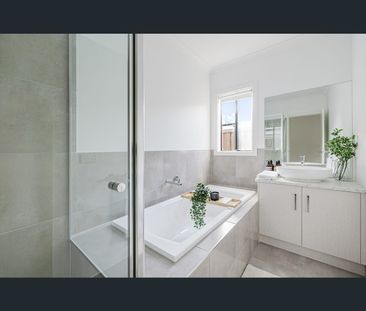 28 Simmons Drive, Bacchus Marsh, Vic 3340 - Photo 5