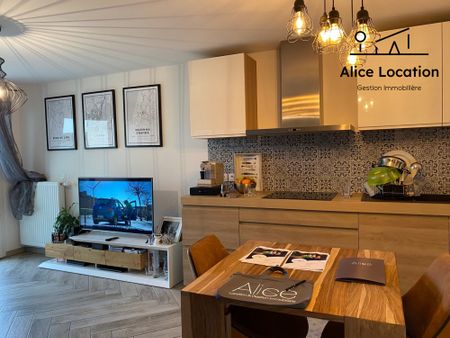 Location Appartement 3 pièces 58m² THONON LES BAINS 74200 - Photo 2