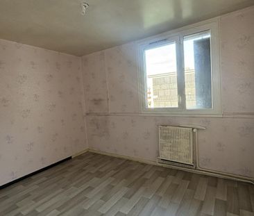 Appartement T3 lumineux - 15 Rue Claude Kogan - Grenoble - Photo 3