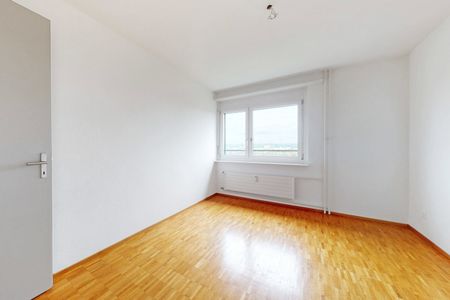4 Zimmer, 82 m², 7. Stock - Photo 2