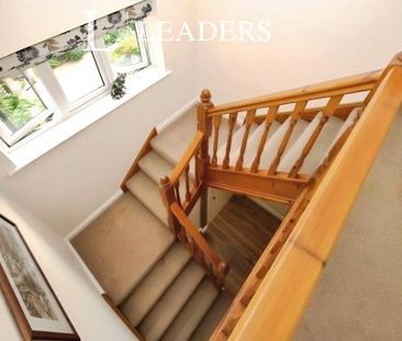 4 bedroom house to rent - Photo 1