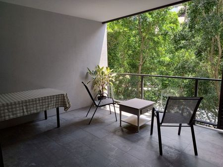 Spacious and Furnished Apartment - Photo 4