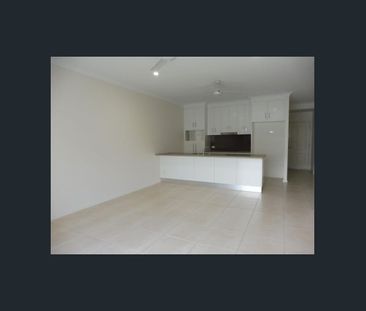 Quality Townhouse near Base Hospital - Photo 2