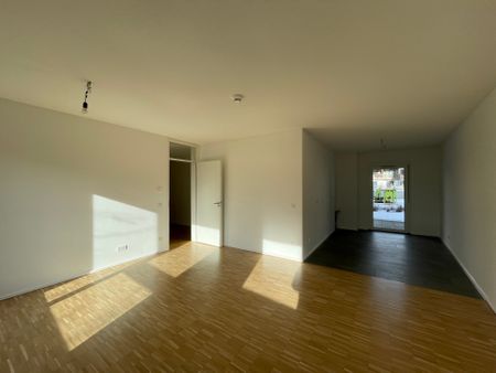 Mietwohnung in Nürnberg - Schöne 4-Zimmer Wohnung mit Terrasse und Garten - Photo 2