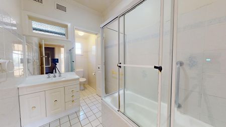 8 Augusta Street, Warners Bay NSW 2282 - Photo 2