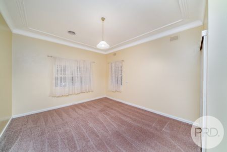 97 Fernleigh Road, Turvey Park NSW 2650 - Photo 3