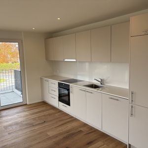 Première location : Appartements fantastiques directement à la gare - Foto 2