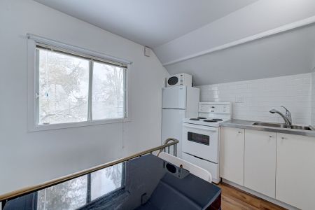 For Lease - 135 Sheppard Avenue Unit# Unit 2, Toronto, Ontario - Photo 4