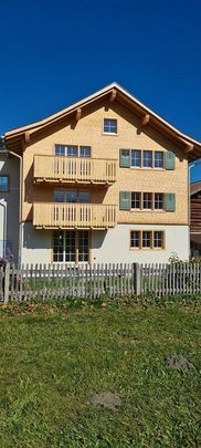 Newly renovated 3.5-room apartment with balcony in Vignogn - Photo 1