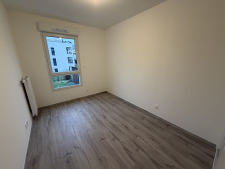 Location Appartement 3 pièces 67m² THONON LES BAINS 74200 - Photo 5