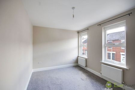 2 Bedroom - Photo 2