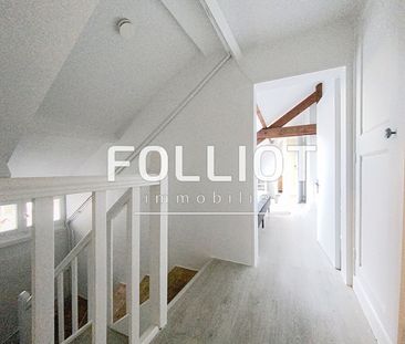 Charmant T2 meublé sous les combles à deux pas du château - Photo 5