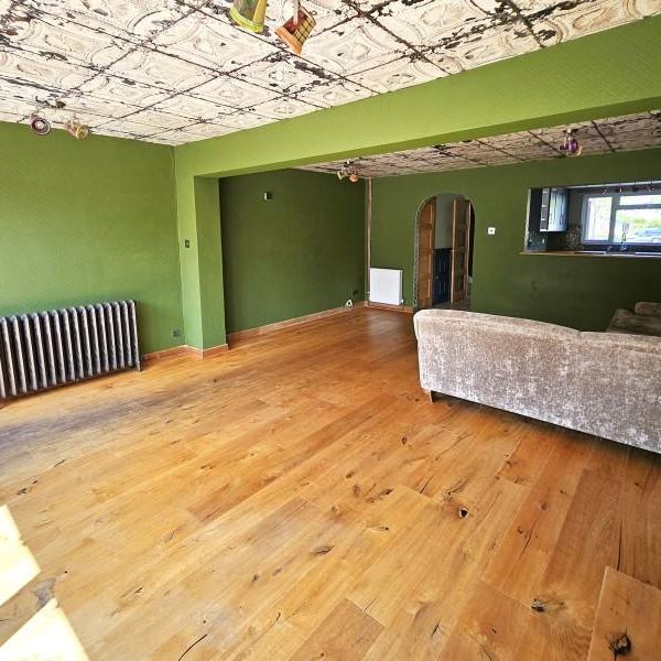 3 bedroom end of terrace house to rent - Photo 1