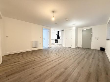 2 bedroom apartment to rent - Photo 4