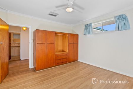 Charming home on Corner block in ideal location!!! - Photo 3
