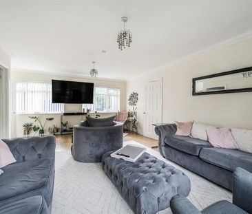 Merlewood Close, High Wycombe - Photo 1