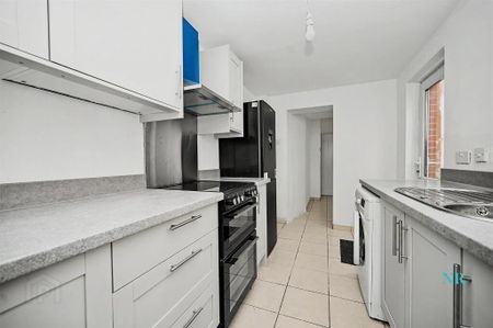 135 Tennent Street, Belfast, BT13 3GE - Photo 3