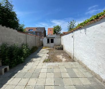 Ruime woning met GARAGE te Nieuwpoort-Stad, gelegen vlakbij het marktplein. - Foto 6