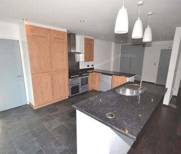 2 bedroom detached bungalow to rent - Photo 6