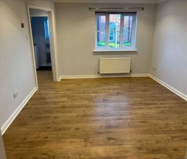 3 bedroom house to rent Lewis Close, Hopton, Diss, IP22 - Photo 1