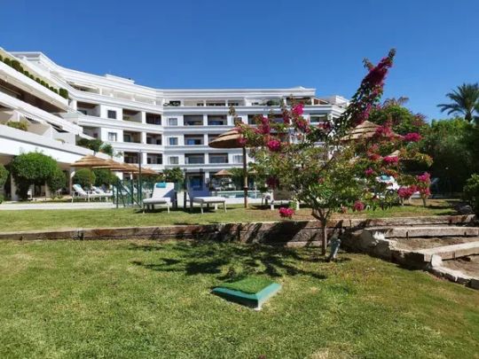 Alquiler de piso en Calle Londres, 1 - Photo 1