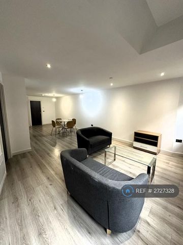2 bedroom flat to rent - Photo 3