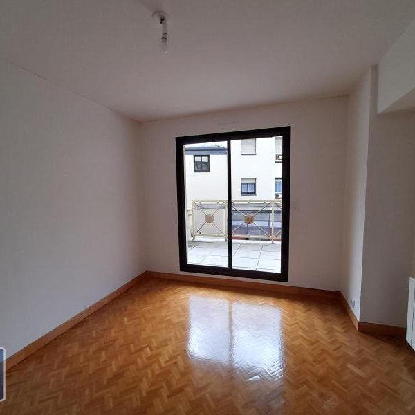 Location Appartement 4 pièces 97m² LAVAL 53000 - Photo 1