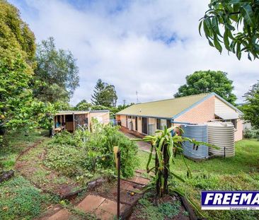 Large Family Home in Quiet Street - Photo 6