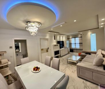 Chalet en alquiler en Centro, Estepona - Photo 2