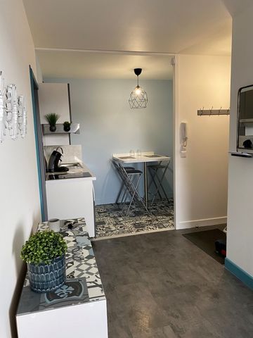 Location Appartement 2 pièces 36m² ORLEANS 45000 - Photo 2
