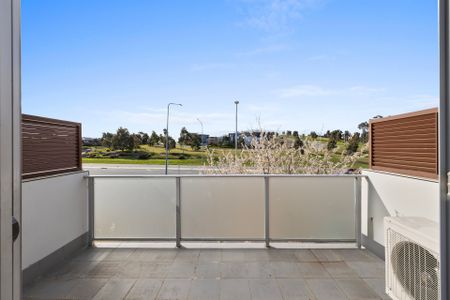 7/815 Horse Park Drive, Amaroo ACT 2914 - Townhouse For Rent | Domain - Photo 2