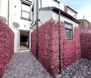 2 bedroom terraced house to rent - Photo 6