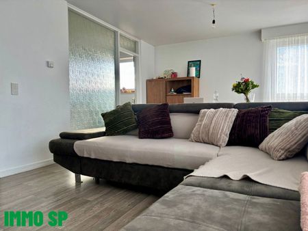 Hoekappartement met 2 slaapkamers gelegen in het centrum van Tessenderlo. - Photo 2