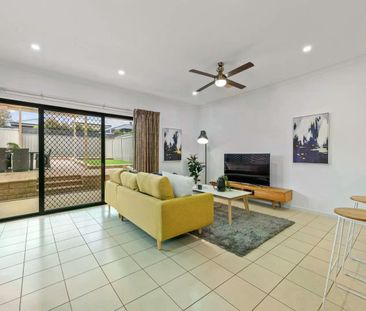 PERFECT FAMILY COURTYARD HOME IN PRIME GILLES PLAINS LOCATION - Photo 3