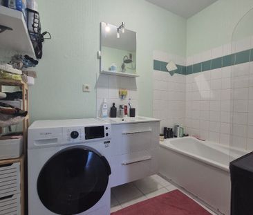Location Appartement 3 pièces 65m² - Photo 6