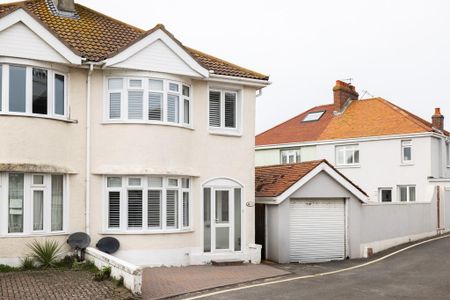 3 bedroom semi-detached house to rent - Photo 5