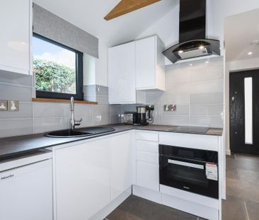 Studio to rent - Photo 5