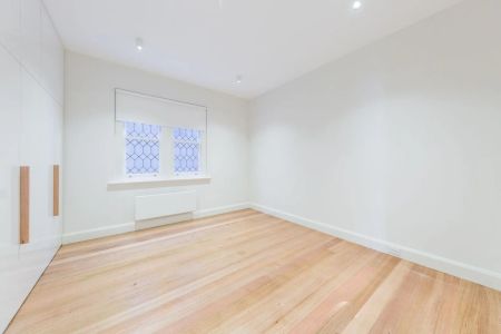 Unit 4/86 Armstrong Street, Middle Park. - Photo 3