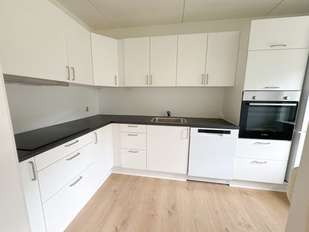 Lys og dejlig 2-værelses lejlighed med terrasse - Photo 4