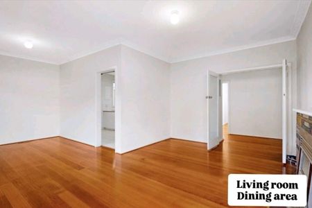 Bentleigh East - Photo 2