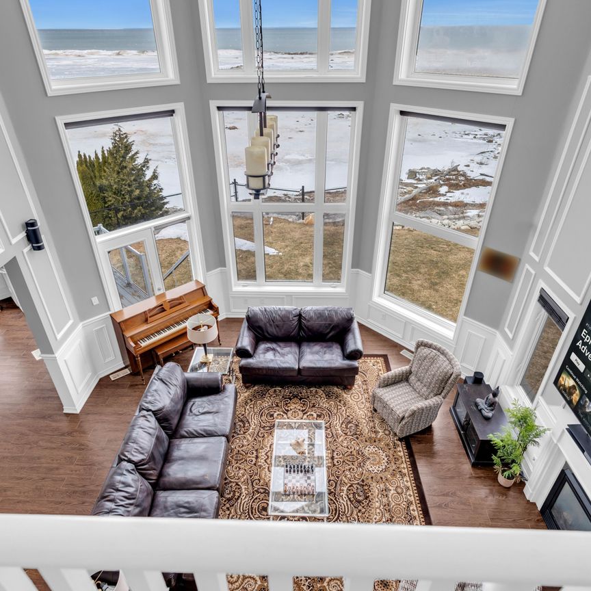For Lease - 21 Waterview Road, Wasaga Beach, Ontario - Photo 1