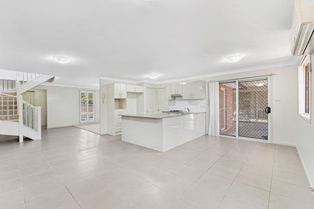 1 Pomona Street, Pennant Hills NSW 2120 - House For Rent | Domain - Photo 3