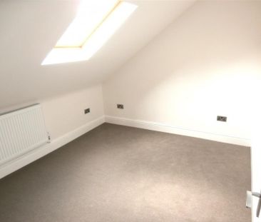 Knighton Drive, Stoneygate, Leicester - Photo 3