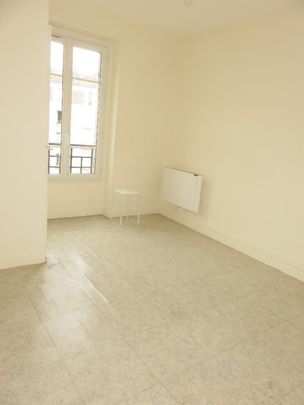 Location Appartement 1 pièce 23m² CHOISY LE ROI 94600 - Photo 1