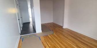 Apt. Upper triplex - Photo 2