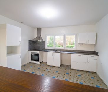 Location Appartement 4 pièces 82m² - Photo 3