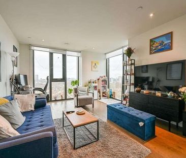 St Gabriel Walk, Elephant And Castle, SE1 - Photo 2