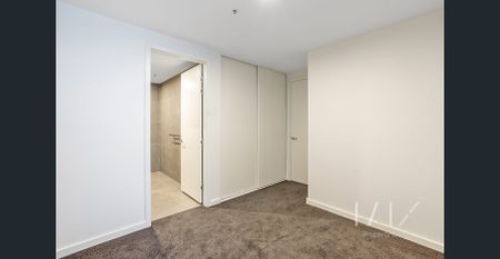 Experience Modern Urban Living: Your Stylish Apartment Awaits Near the City! - Photo 3