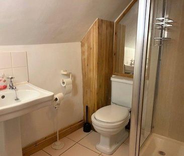 2 bedroom semi-detached house to rent - Photo 4