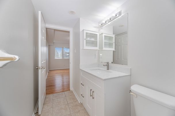 For Lease - 5100 Winston Churchill Boulevard Unit# 107, Mississauga, Ontario - Photo 1